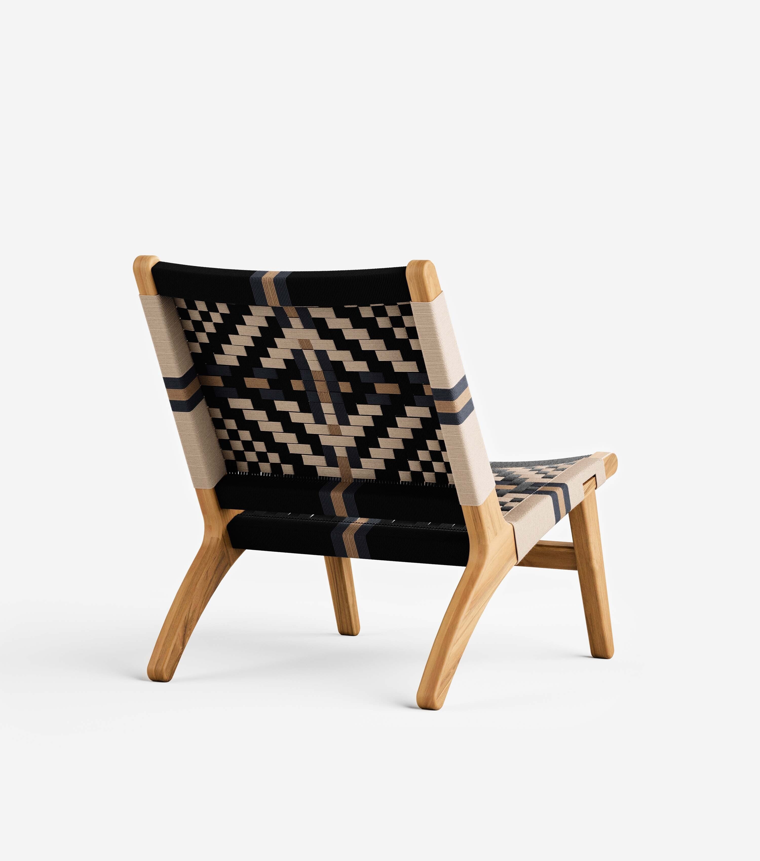 Natural Teak / Colonial Pattern